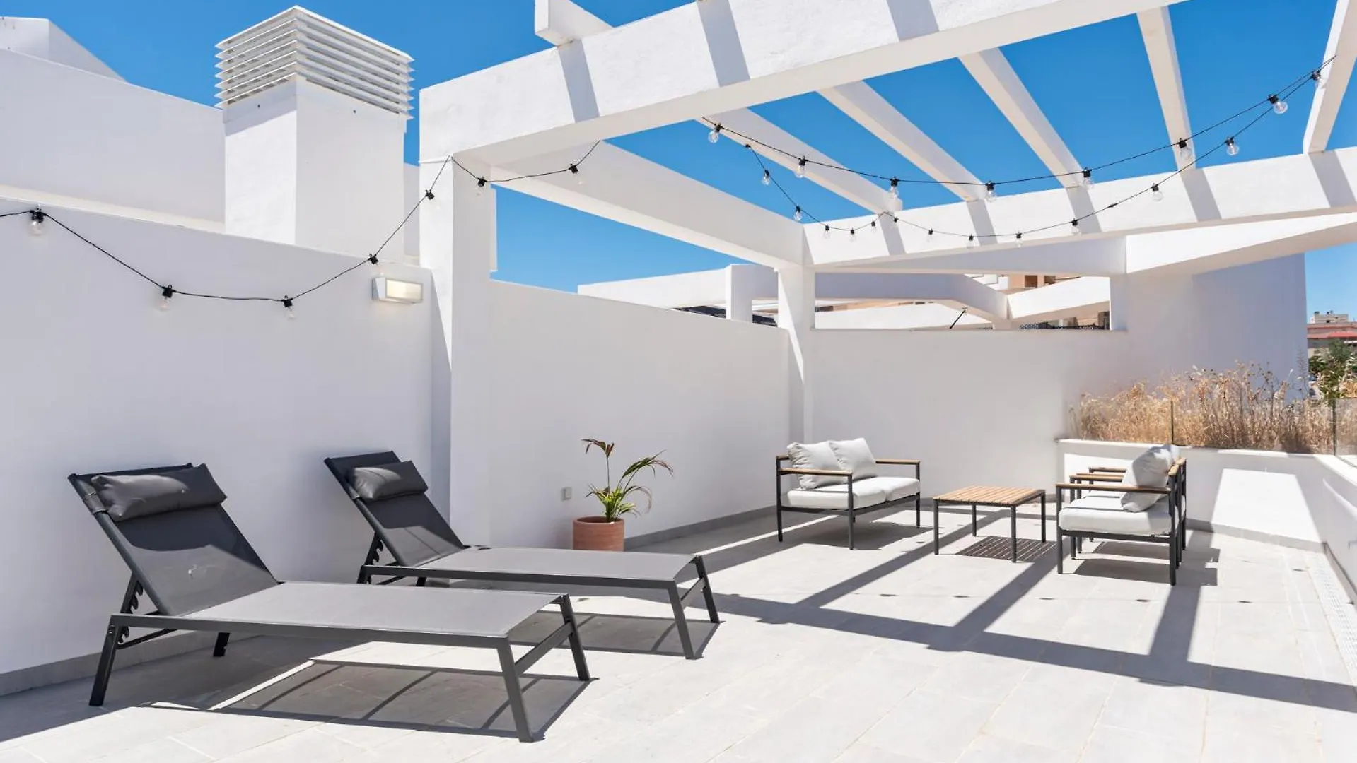 Casa Maddie - Panoramic View Penthouse Estepona 0*,  Spain