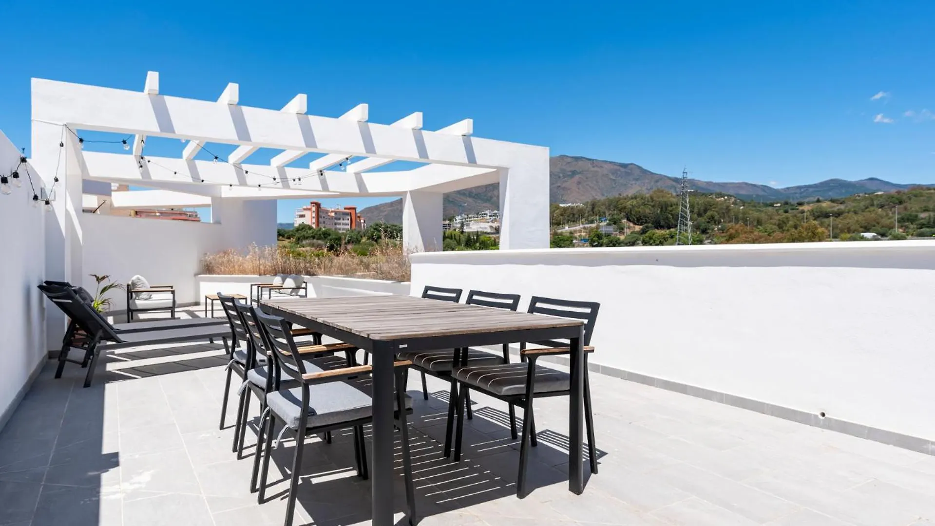 Casa Maddie - Panoramic View Penthouse Estepona 0*,