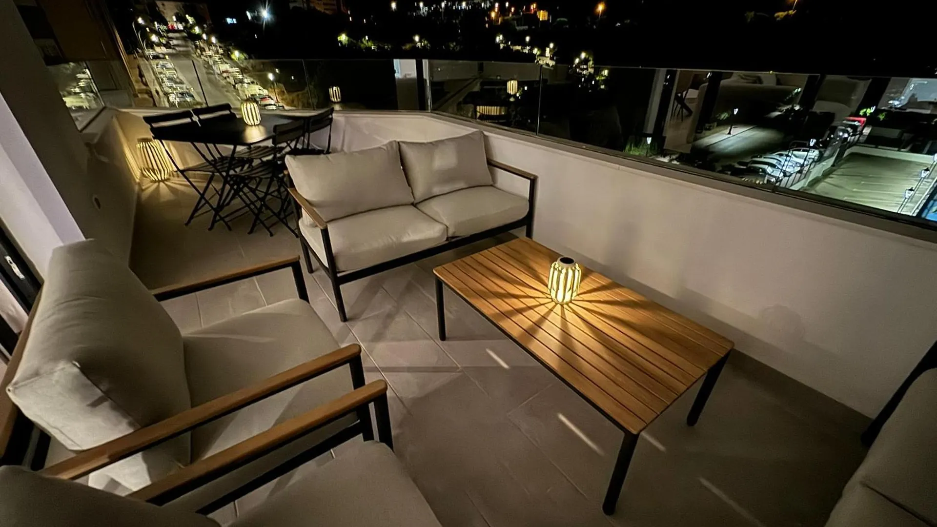 Casa Maddie - Panoramic View Penthouse Estepona Spain