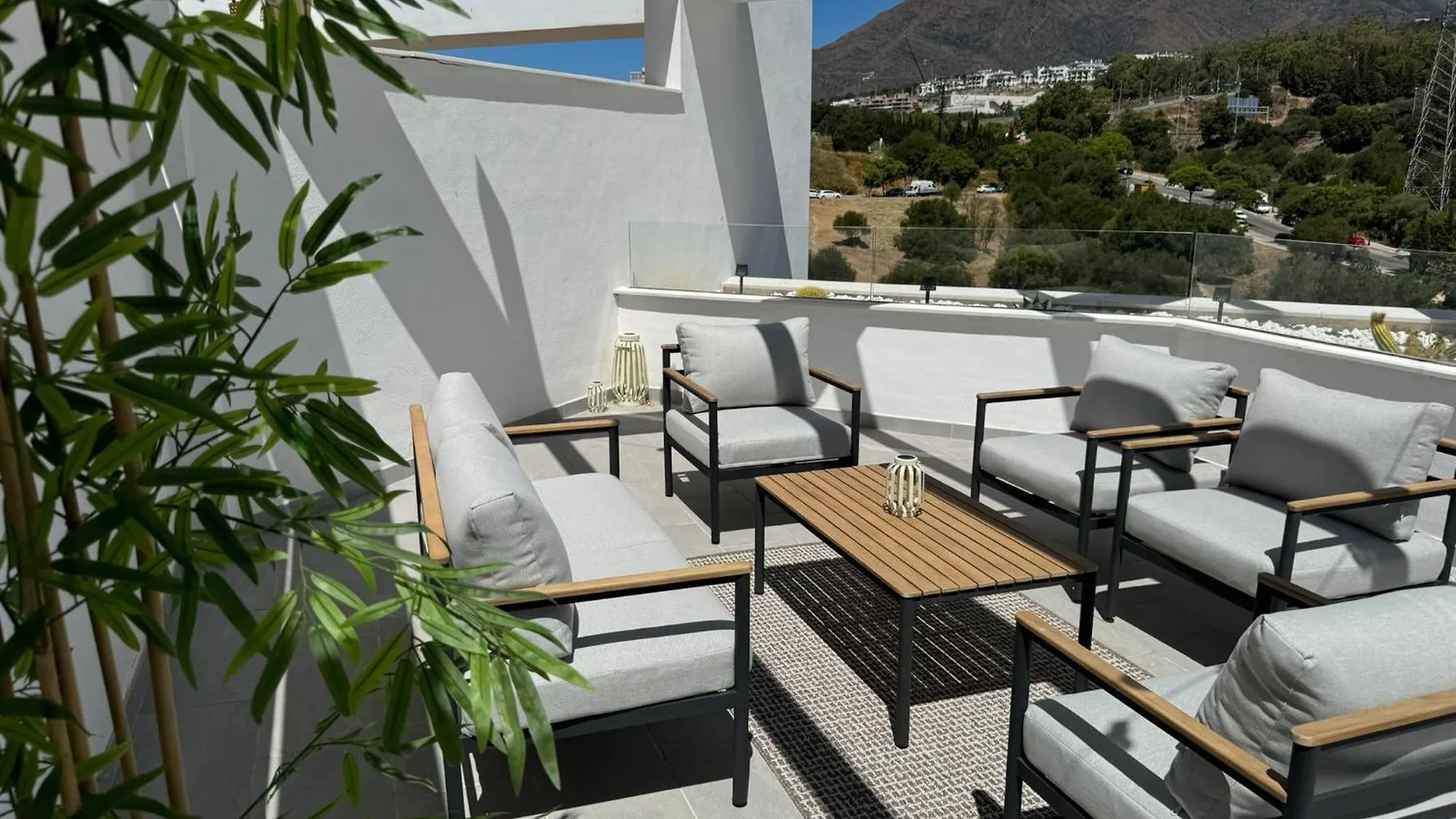Casa Maddie - Panoramic View Penthouse Estepona Apartment