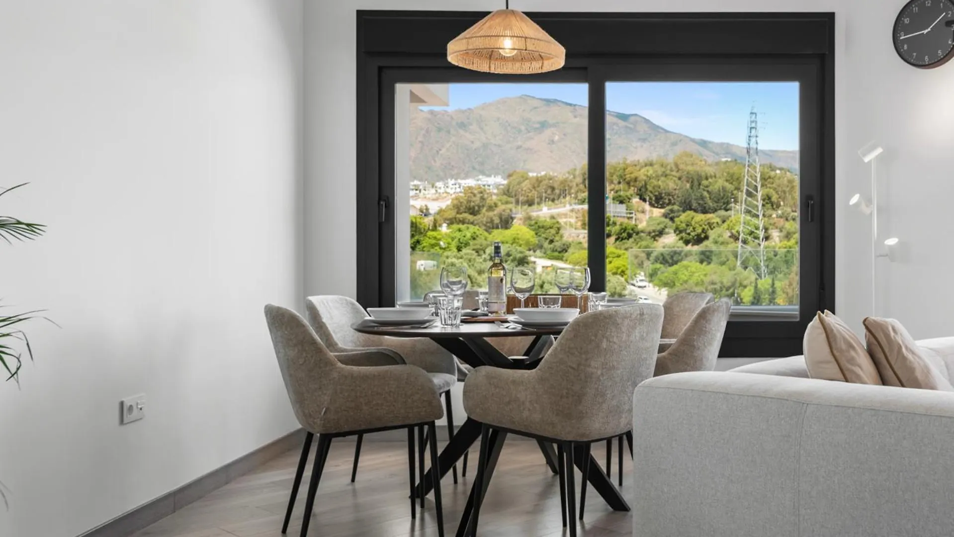 Casa Maddie - Panoramic View Penthouse Estepona Spain